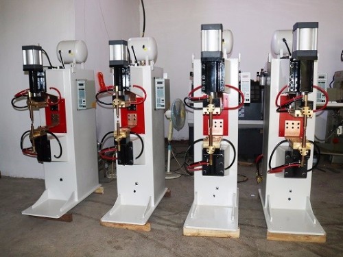 北汽新能源選擇青島焊本點(diǎn)焊機(jī)