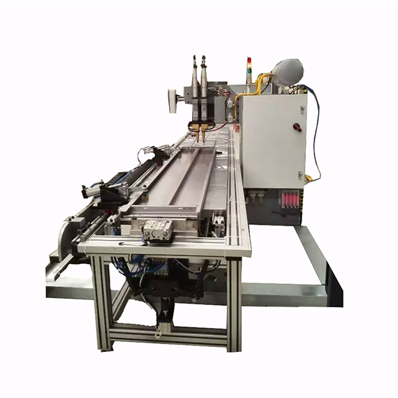 電梯門(mén)板自動(dòng)送料點(diǎn)焊機(jī)