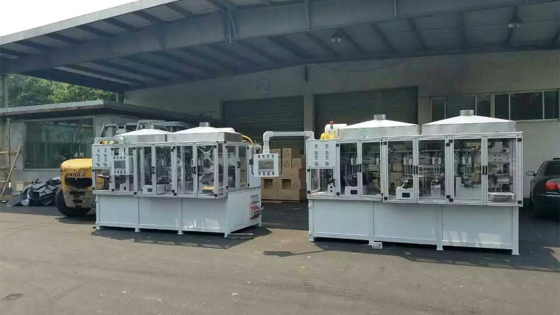 點(diǎn)焊機(jī)生產(chǎn)現(xiàn)場