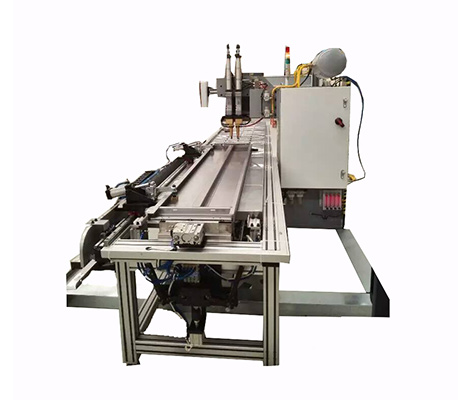 電梯門板自動送料中頻點(diǎn)焊機(jī)