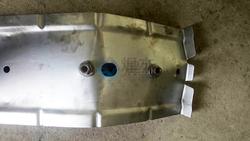 焊本法蘭螺母中頻點(diǎn)焊機(jī)2