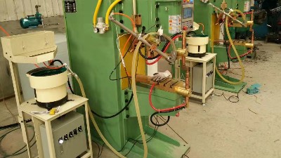 自動螺母輸送機啟動后不動作的原因及對策