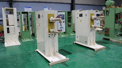 青島焊本|大功率中頻點焊機(jī)與普通中頻點焊機(jī)的區(qū)別